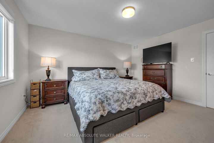 Photo 16 at 728 Perseus Avenue, Nepean (Half Moon Bay), Ottawa