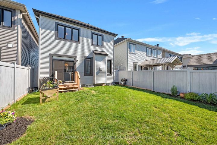 Photo 32 at 728 Perseus Avenue, Nepean (Half Moon Bay), Ottawa