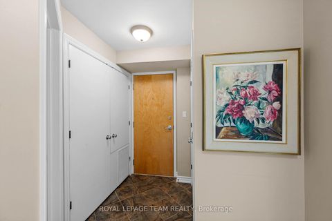 Photo 3 at 101 - 14 Norice Street, Nepean (Meadowlands/Crestview), Ottawa