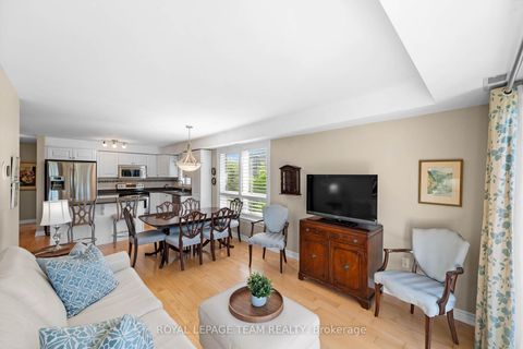 Photo 11 at 101 - 14 Norice Street, Nepean (Meadowlands/Crestview), Ottawa