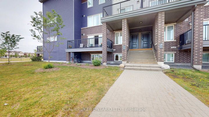 Photo 1 at 2 - 1213 Chapman Mills Drive, Nepean (Heritage Park), Ottawa