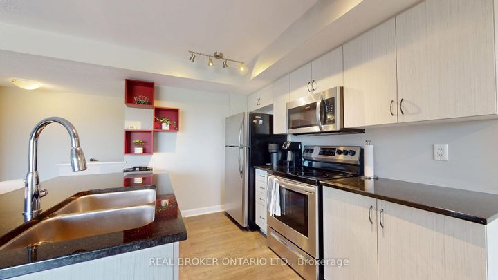 Photo 15 at 2 - 1213 Chapman Mills Drive, Nepean (Heritage Park), Ottawa