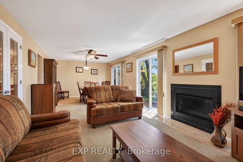 Photo 13 at 34 Four Seasons Drive, Nepean (Borden Farm/Stewart Farm/Carleton Heights/Parkwood Hills), Ottawa