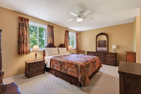 Photo 17 at 34 Four Seasons Drive, Nepean (Borden Farm/Stewart Farm/Carleton Heights/Parkwood Hills), Ottawa