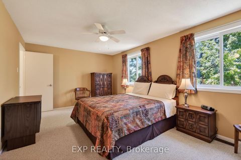 Photo 18 at 34 Four Seasons Drive, Nepean (Borden Farm/Stewart Farm/Carleton Heights/Parkwood Hills), Ottawa
