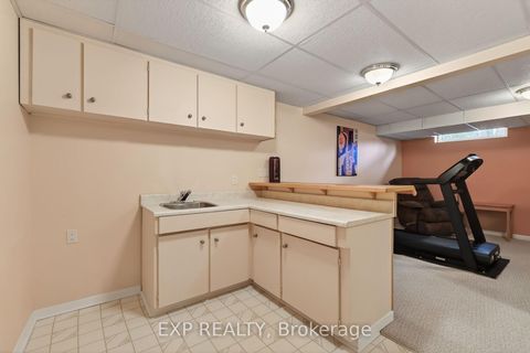 Photo 24 at 34 Four Seasons Drive, Nepean (Borden Farm/Stewart Farm/Carleton Heights/Parkwood Hills), Ottawa