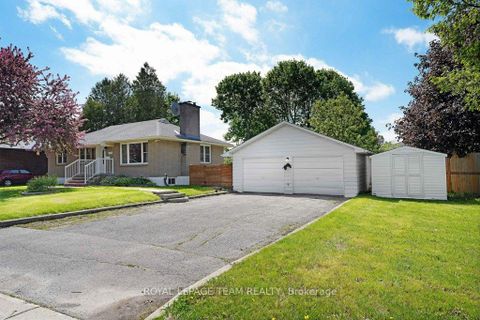 Photo 0 at 125 Norice Street, Nepean (Meadowlands/Crestview), Ottawa