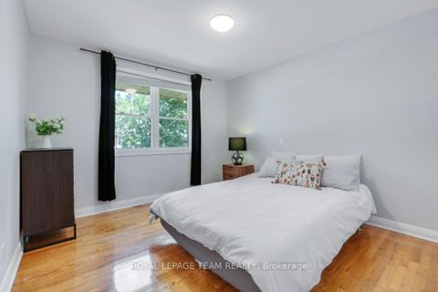 Photo 17 at 125 Norice Street, Nepean (Meadowlands/Crestview), Ottawa