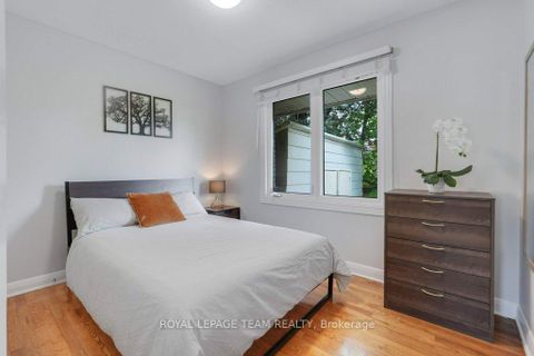 Photo 19 at 125 Norice Street, Nepean (Meadowlands/Crestview), Ottawa