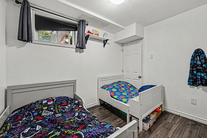 Photo 25 at 104 Viewmount Drive, Nepean (Meadowlands/Crestview), Ottawa