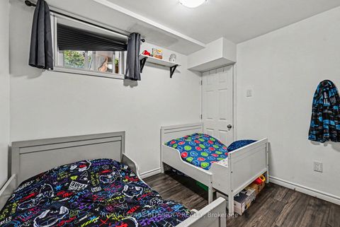 Photo 25 at 104 Viewmount Drive, Nepean (Meadowlands/Crestview), Ottawa