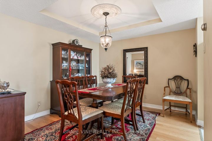 Photo 8 at 1115 - 100 Grant Carman Drive, Nepean (Borden Farm/Stewart Farm/Carleton Heights/Parkwood Hills), Ottawa