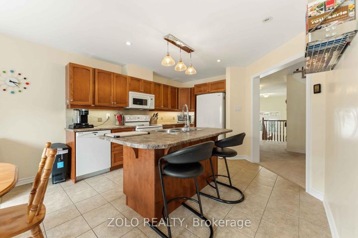 Photo 6 at 3566 Cambrian Road, Nepean (Half Moon Bay), Ottawa
