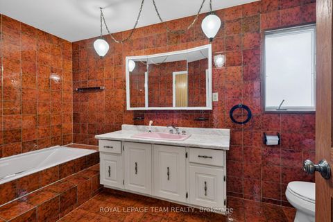 Photo 27 at 33 Norice Street, Nepean (Meadowlands/Crestview), Ottawa