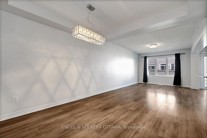 Photo 16 at 308 Song Sparrow Street W, Nepean (Half Moon Bay), Ottawa