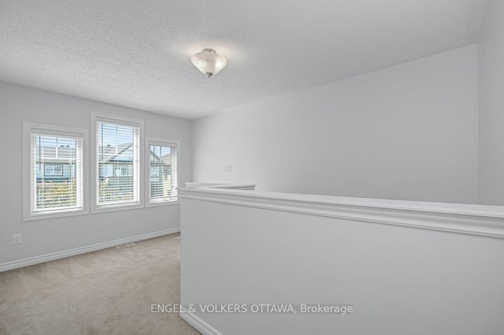 Photo 33 at 308 Song Sparrow Street W, Nepean (Half Moon Bay), Ottawa