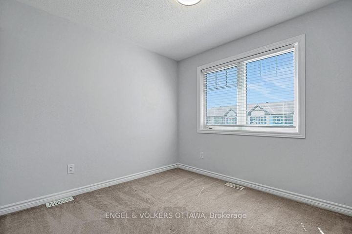 Photo 36 at 308 Song Sparrow Street W, Nepean (Half Moon Bay), Ottawa