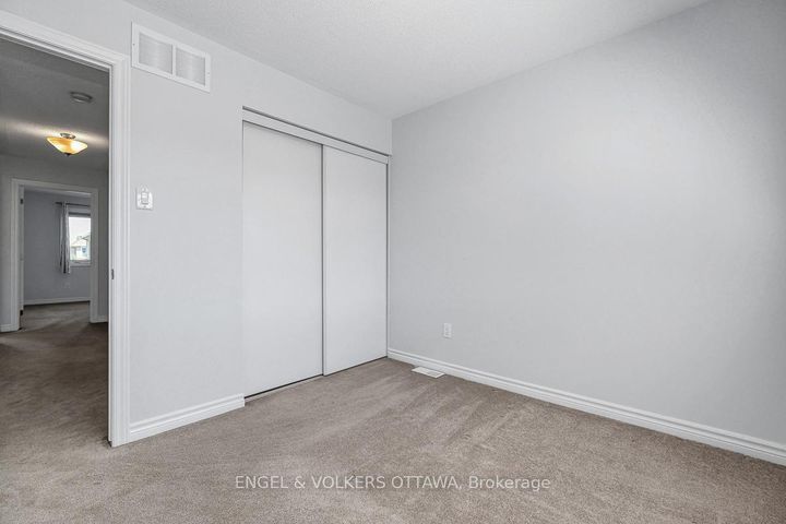 Photo 37 at 308 Song Sparrow Street W, Nepean (Half Moon Bay), Ottawa
