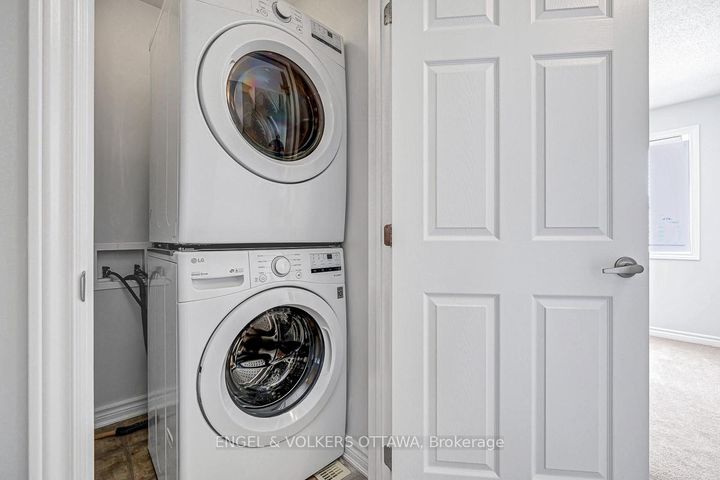 Photo 42 at 308 Song Sparrow Street W, Nepean (Half Moon Bay), Ottawa