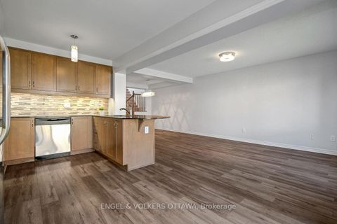 Photo 26 at 308 Song Sparrow Street W, Nepean (Half Moon Bay), Ottawa