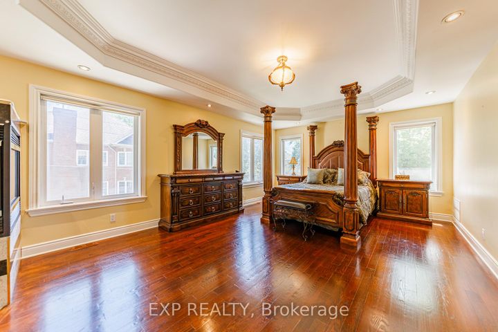 Photo 30 at 62 Lotta Avenue, Nepean (Meadowlands/St. Claire Gardens), Ottawa