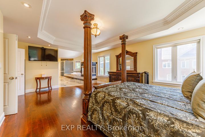 Photo 31 at 62 Lotta Avenue, Nepean (Meadowlands/St. Claire Gardens), Ottawa