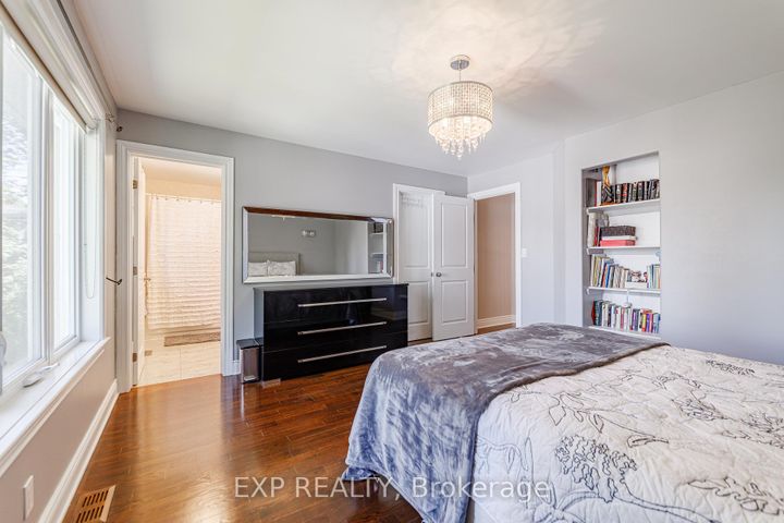 Photo 42 at 62 Lotta Avenue, Nepean (Meadowlands/St. Claire Gardens), Ottawa