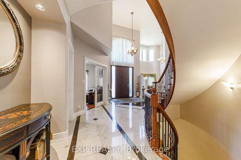 Photo 24 at 62 Lotta Avenue, Nepean (Meadowlands/St. Claire Gardens), Ottawa