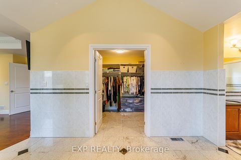 Photo 34 at 62 Lotta Avenue, Nepean (Meadowlands/St. Claire Gardens), Ottawa