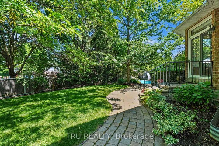 Photo 38 at 40 Cimarron Crescent, Nepean (Centrepointe), Ottawa