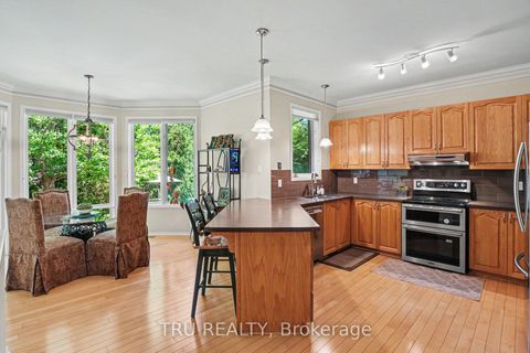 Photo 9 at 40 Cimarron Crescent, Nepean (Centrepointe), Ottawa