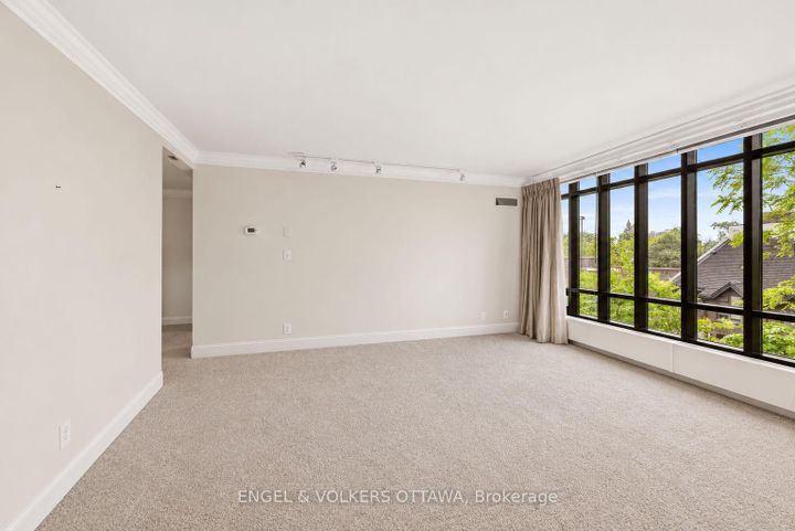Photo 29 at 406 - 111 Echo Drive, Ottawa East, Ottawa