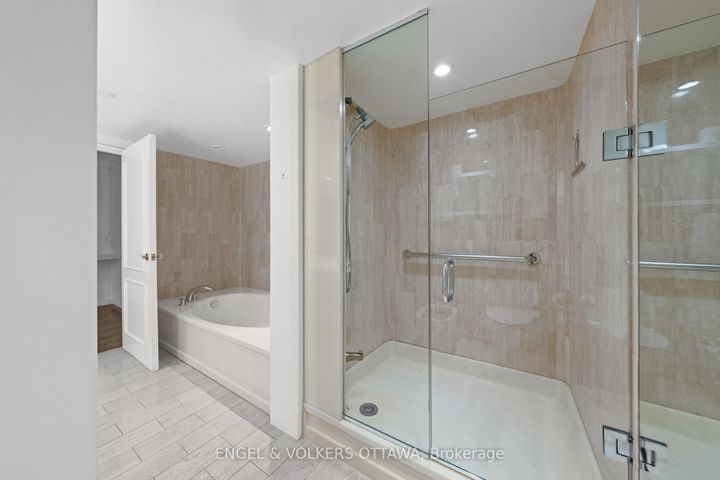 Photo 36 at 406 - 111 Echo Drive, Ottawa East, Ottawa