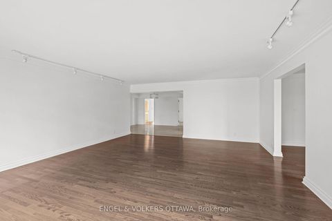 Photo 15 at 406 - 111 Echo Drive, Ottawa East, Ottawa