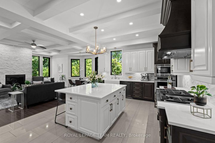 Photo 8 at 17 Argue Drive, Nepean (Borden Farm/Stewart Farm/Carleton Heights/Parkwood Hills), Ottawa