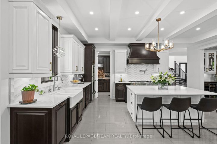 Photo 11 at 17 Argue Drive, Nepean (Borden Farm/Stewart Farm/Carleton Heights/Parkwood Hills), Ottawa