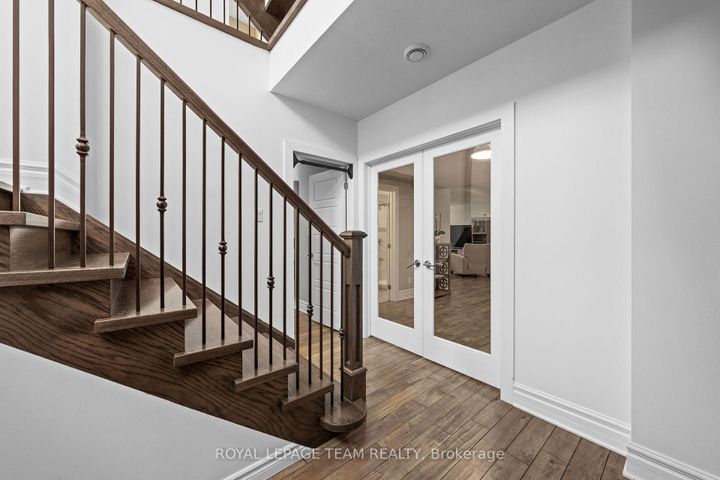 Photo 35 at 17 Argue Drive, Nepean (Borden Farm/Stewart Farm/Carleton Heights/Parkwood Hills), Ottawa