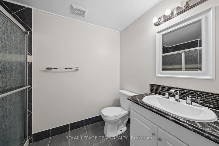Photo 43 at 17 Argue Drive, Nepean (Borden Farm/Stewart Farm/Carleton Heights/Parkwood Hills), Ottawa