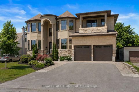 Photo 0 at 17 Argue Drive, Nepean (Borden Farm/Stewart Farm/Carleton Heights/Parkwood Hills), Ottawa