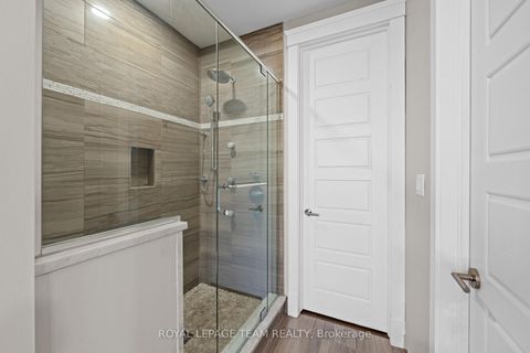 Photo 25 at 17 Argue Drive, Nepean (Borden Farm/Stewart Farm/Carleton Heights/Parkwood Hills), Ottawa