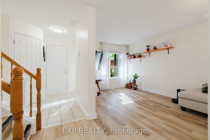 Photo 7 at 191 Beatrice Drive, Nepean (Longfields), Ottawa