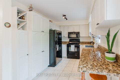 Photo 12 at 191 Beatrice Drive, Nepean (Longfields), Ottawa