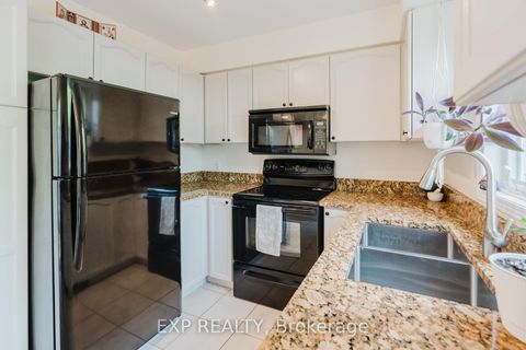 Photo 13 at 191 Beatrice Drive, Nepean (Longfields), Ottawa