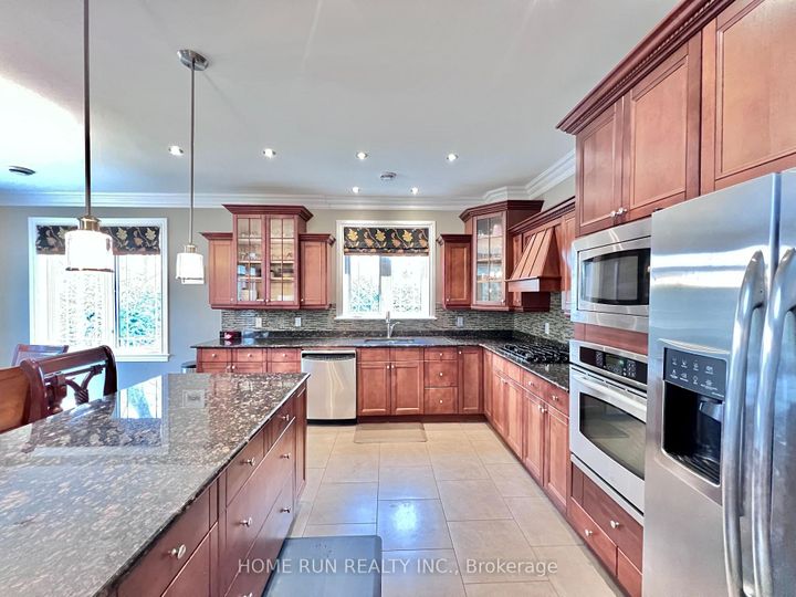 Photo 14 at 3 Winding Way, Nepean (Barrhaven East), Ottawa