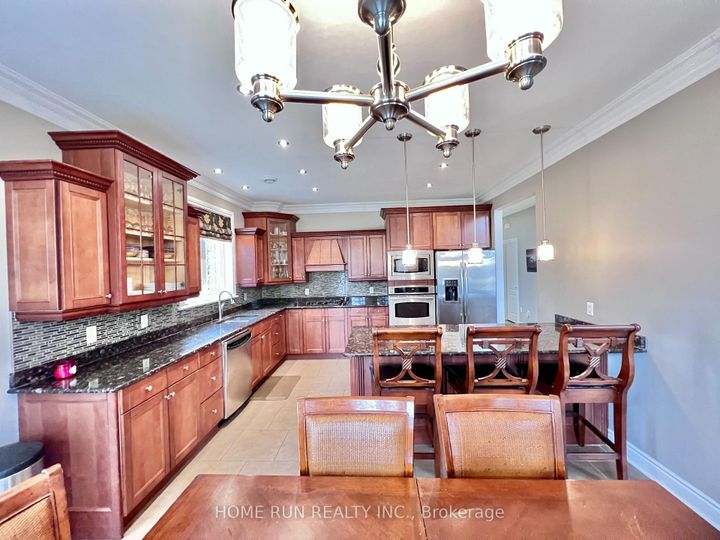 Photo 15 at 3 Winding Way, Nepean (Barrhaven East), Ottawa