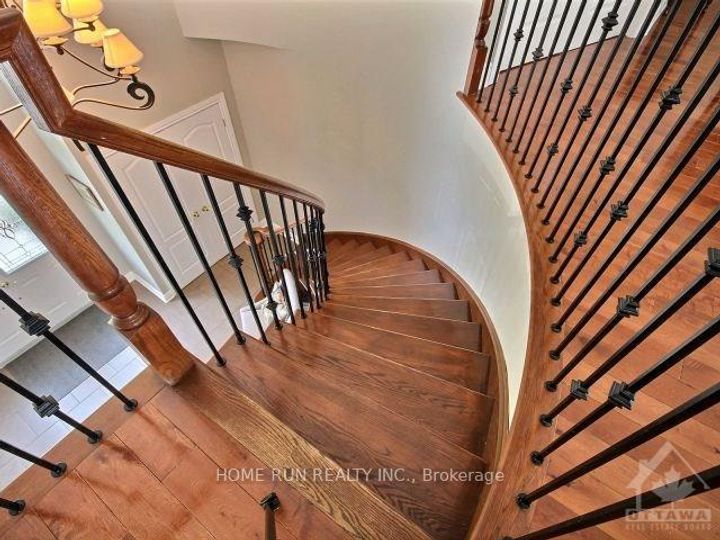 Photo 24 at 3 Winding Way, Nepean (Barrhaven East), Ottawa