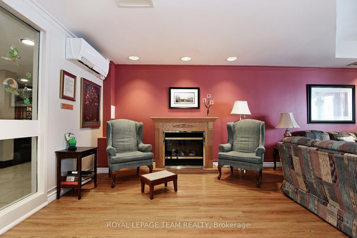 Photo 35 at 415 - 80 SANDCASTLE Drive N, Nepean (Leslie Park), Ottawa