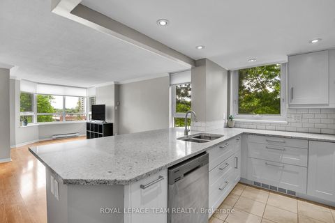 Photo 16 at 415 - 80 SANDCASTLE Drive N, Nepean (Leslie Park), Ottawa