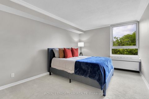 Photo 18 at 415 - 80 SANDCASTLE Drive N, Nepean (Leslie Park), Ottawa
