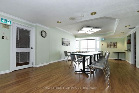 Photo 32 at 415 - 80 SANDCASTLE Drive N, Nepean (Leslie Park), Ottawa